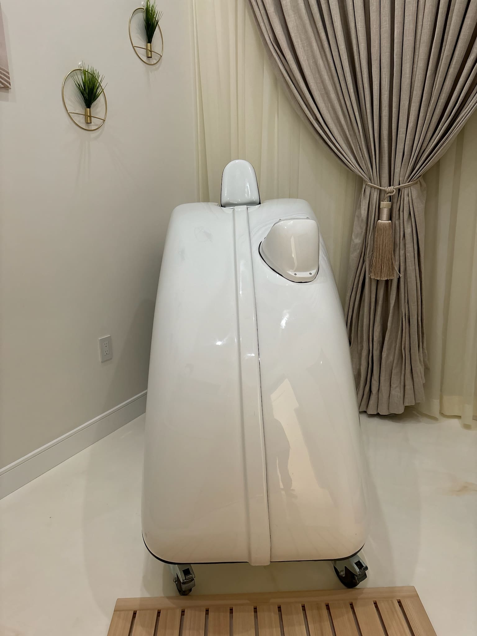 ozone sauna therapy machine at Empower Wellness Spa